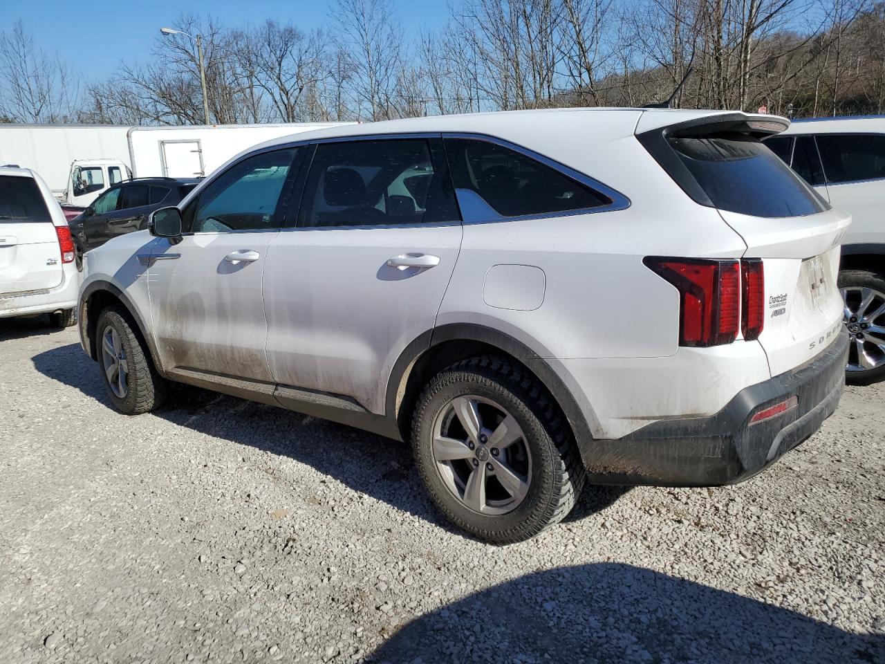 2022 KIA SORENTO LX VIN:5XYRGDLC0NG083835