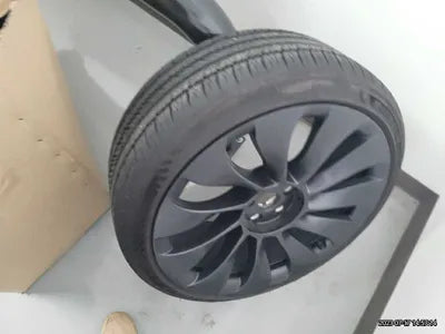 2022 Tesla Model Y 7SAYGDEF3NF500782 VIN:7SAYGDEF3NF500782