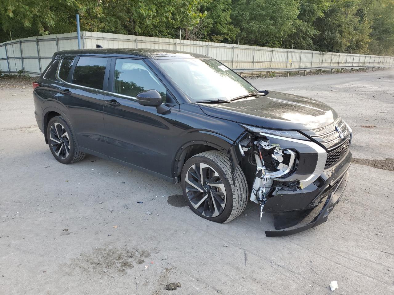 2022 MITSUBISHI OUTLANDER ES VIN:JA4J4TA85NZ073604