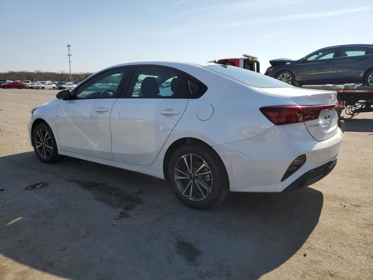 2023 KIA FORTE LX VIN:3KPF24AD1PE690985