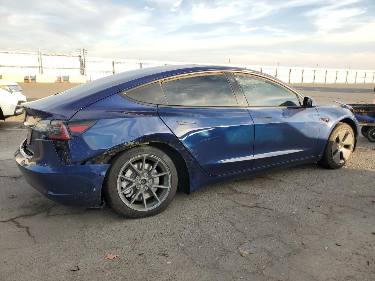 2022 TESLA MODEL 3  VIN:5YJ3E1EB8NF138716