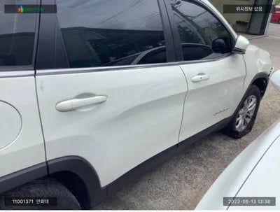 2019 Jeep Cherokee 1C4PJMCB3KD382777 VIN:1C4PJMCB3KD382777
