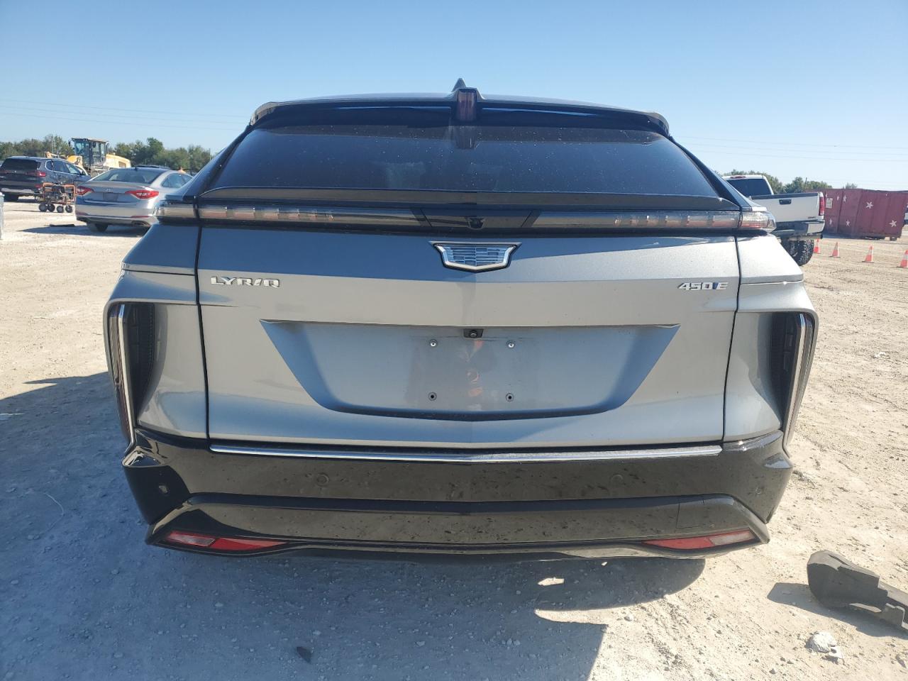 2024 CADILLAC LYRIQ LUXURY VIN:1GYKPSRK1RZ104892