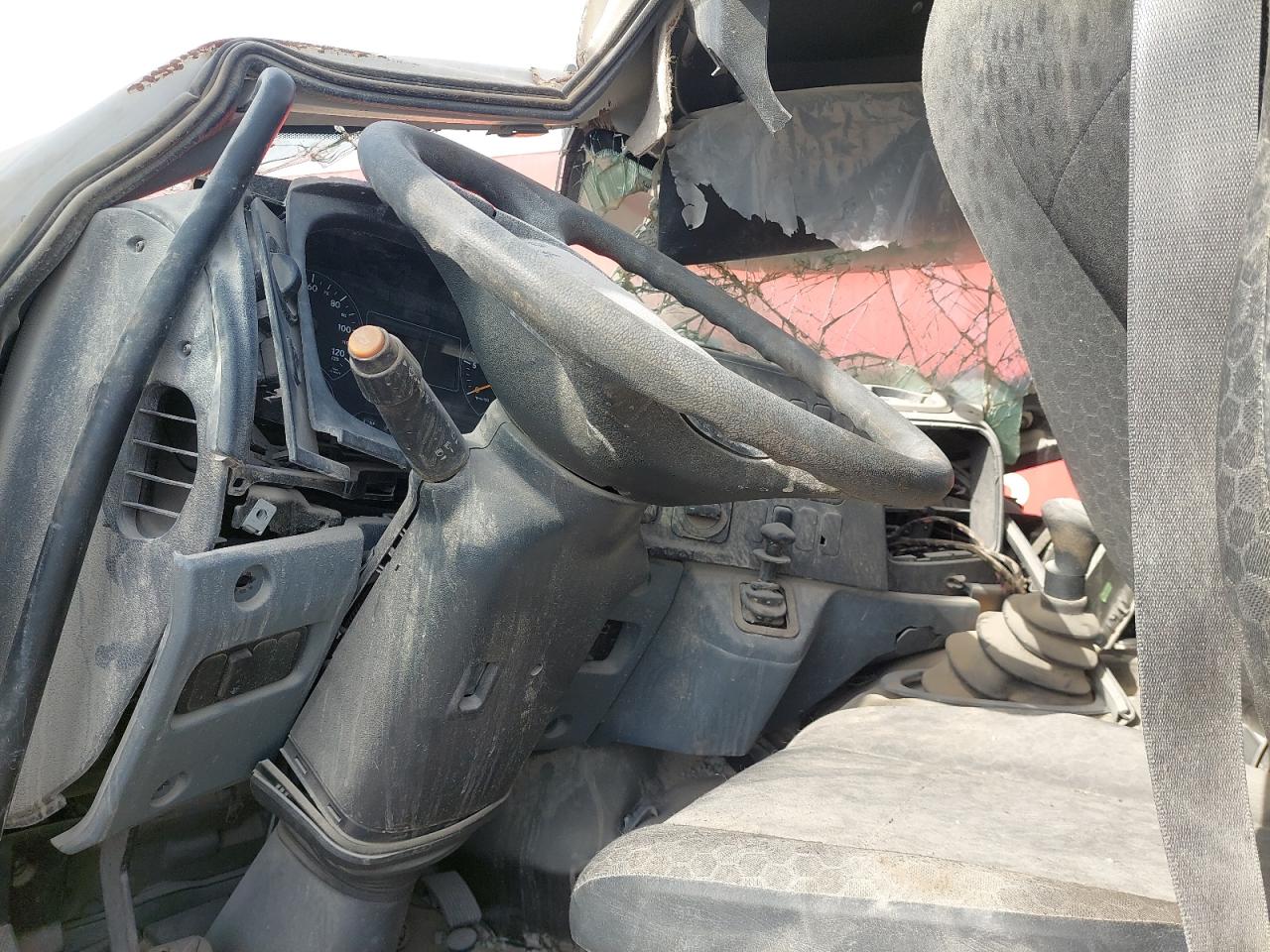 2022 MITSUBISHI FUSO VIN:MEC2046R7NP******