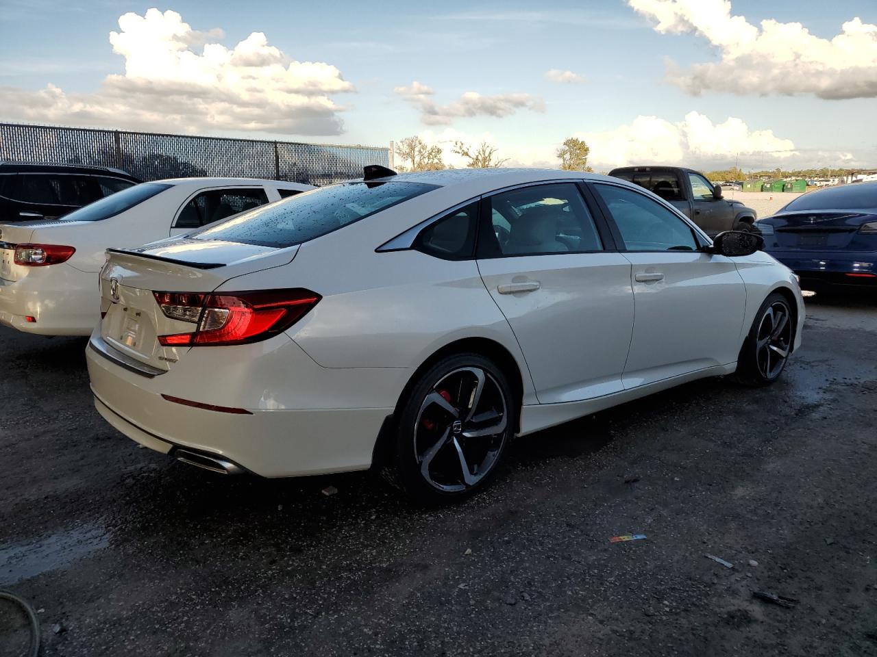 2022 HONDA ACCORD SPORT VIN:1HGCV1F37NA096606