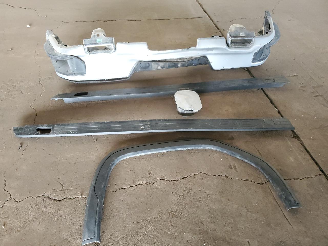 2022 GMC SIERRA K1500 ELEVATION VIN:1GTUUCET1NZ554063