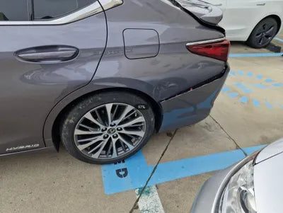 2018 Lexus ES 300 VIN: