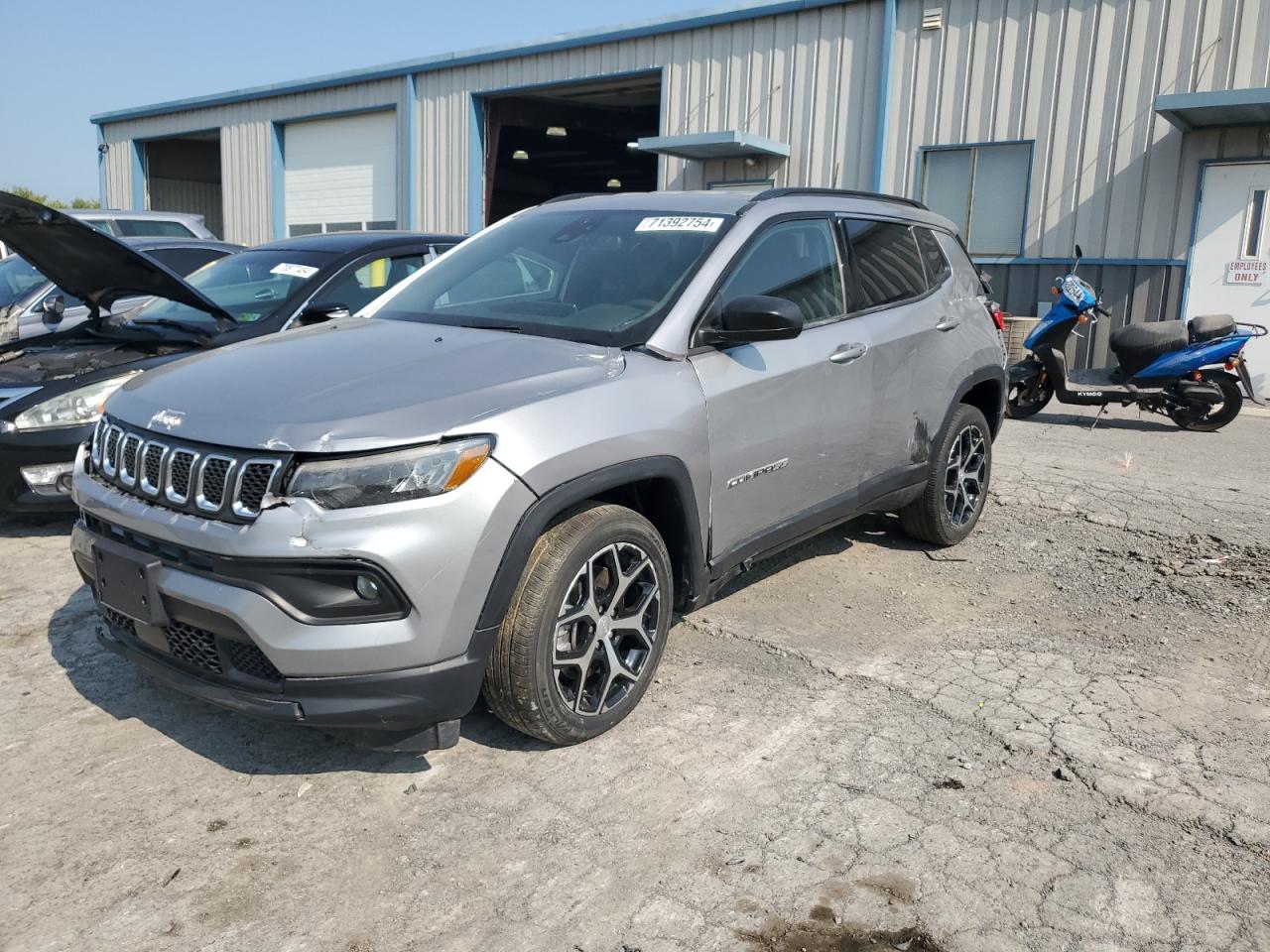 2024 JEEP COMPASS LATITUDE VIN:3C4NJDBN1RT606457