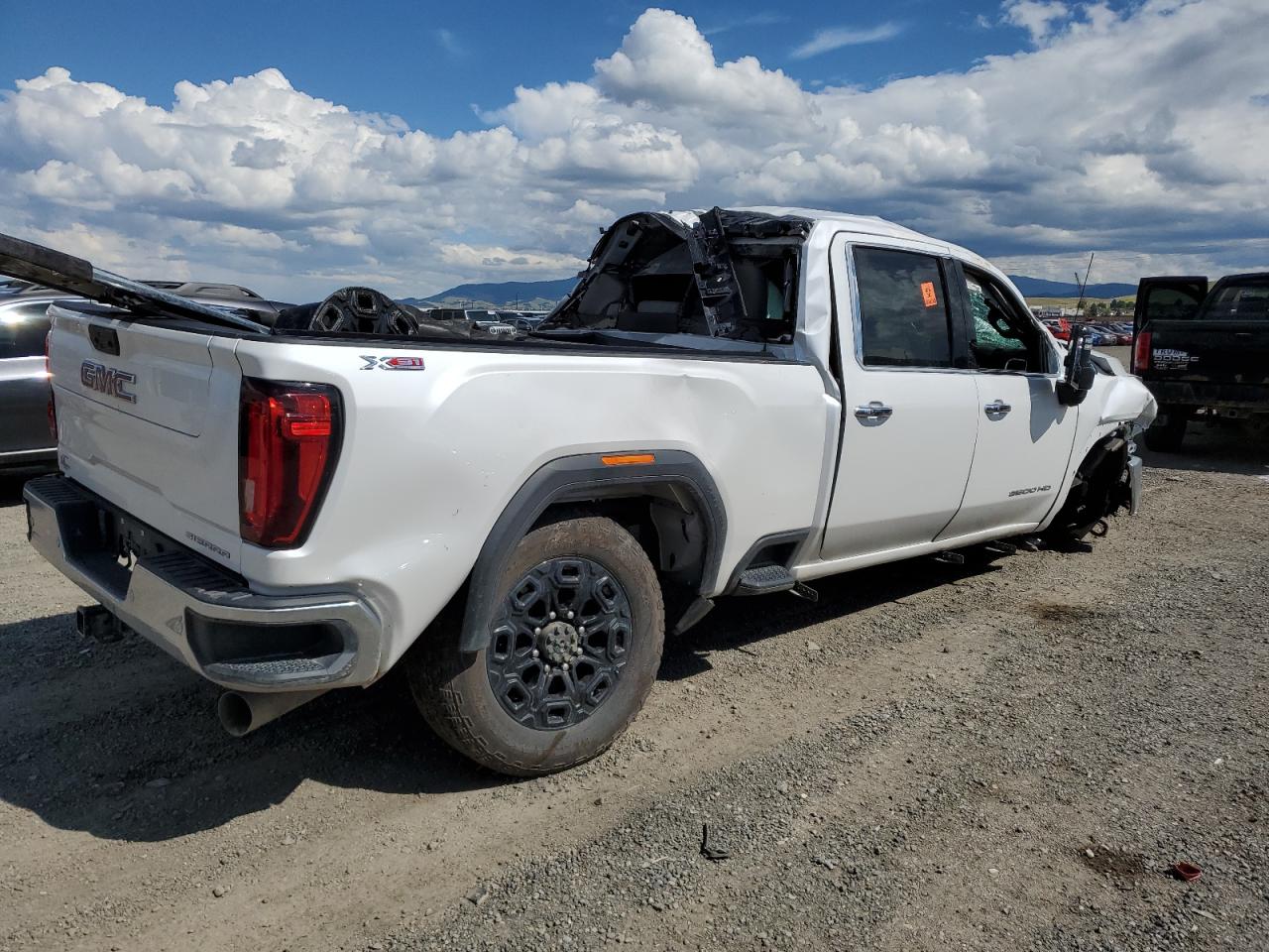 2023 GMC SIERRA K3500 SLT VIN:1GT49UEY6PF156872