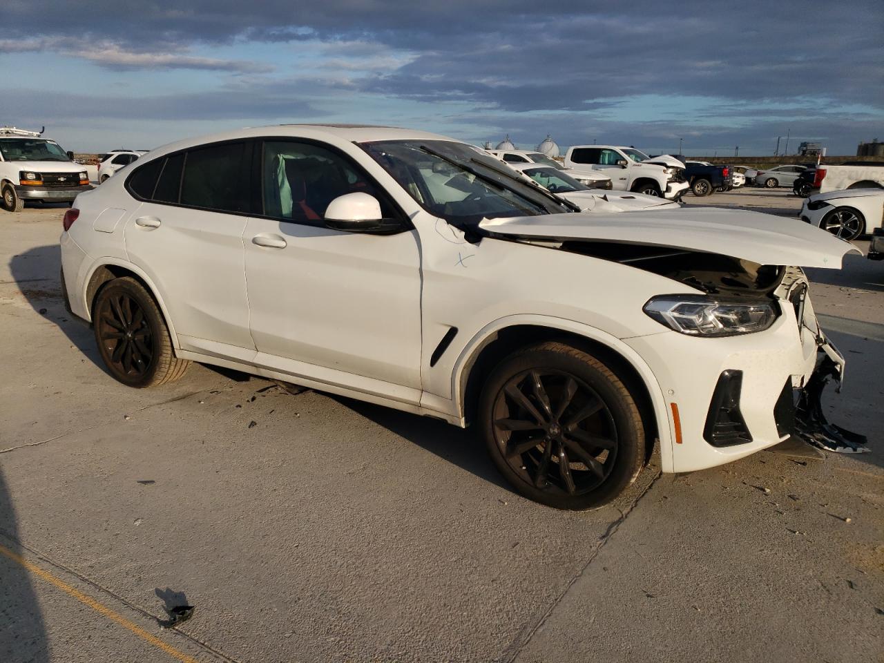 2024 BMW X4 XDRIVE30I VIN:5UX33DT09R9V66933