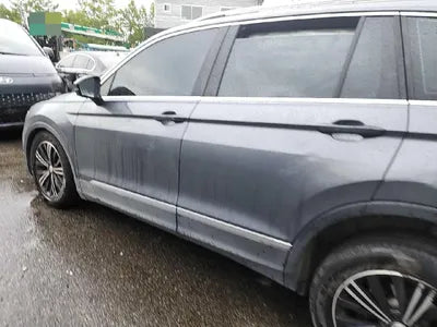 2020 Volkswagen Tiguan VIN: