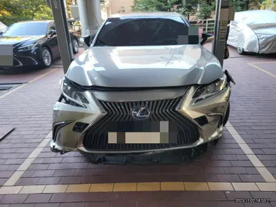 2018 Lexus ES 300 VIN: