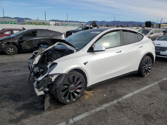 2022 TESLA MODEL Y  VIN:7SAYGDEF2NF366315
