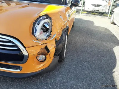 2014 MINI Cooper VIN: