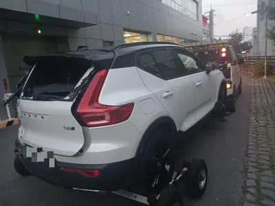 2019 Volvo XC40 VIN: