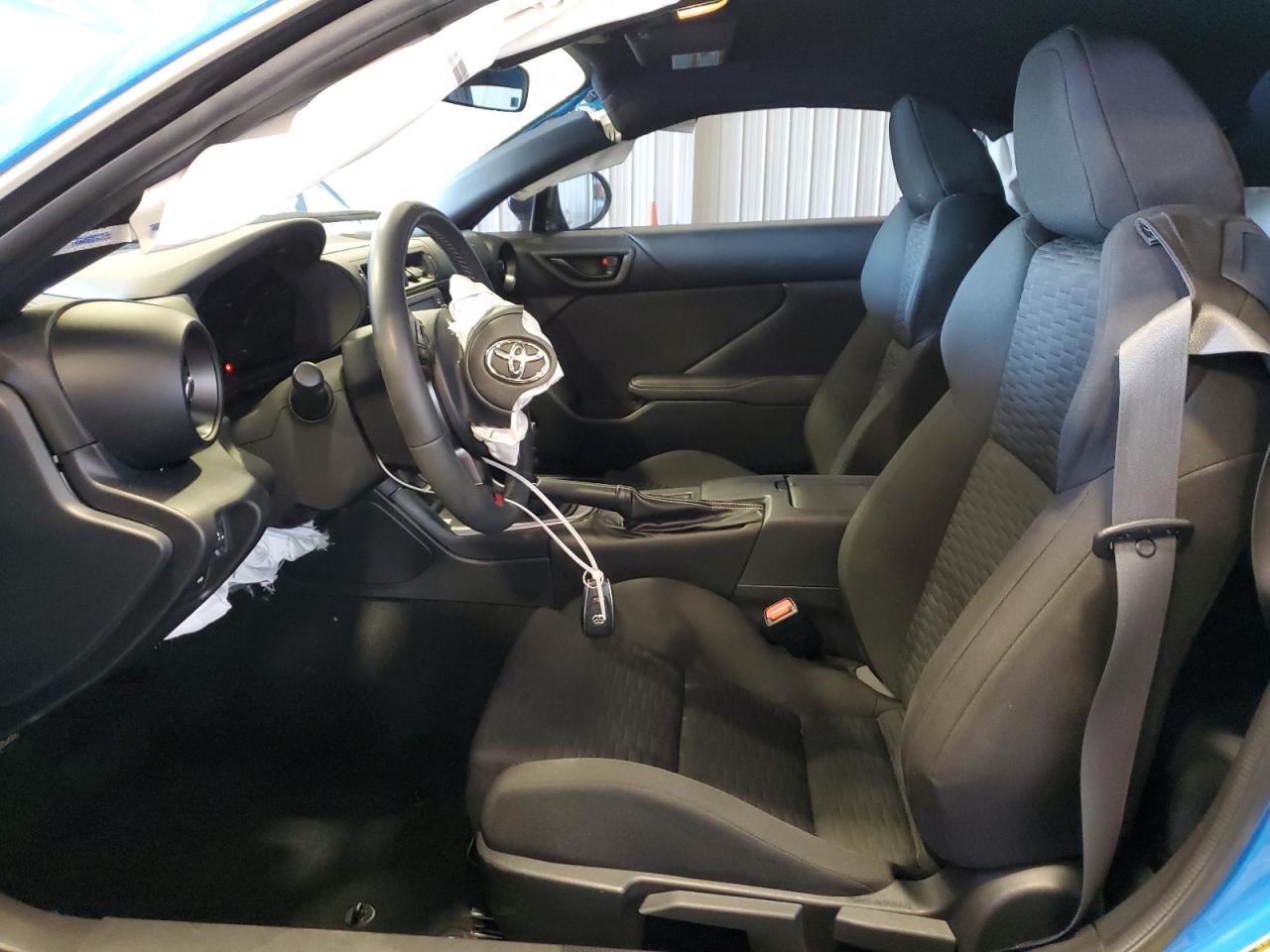 2023 TOYOTA GR 86  VIN:JF1ZNBB12P9751879