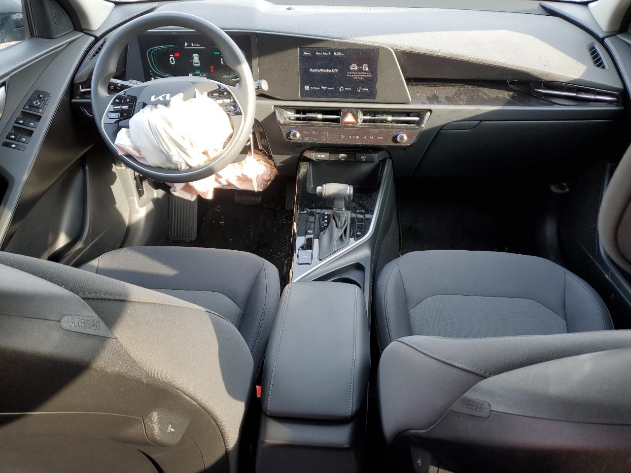 2024 KIA NIRO LX VIN:KNDCP3LE0R5137103