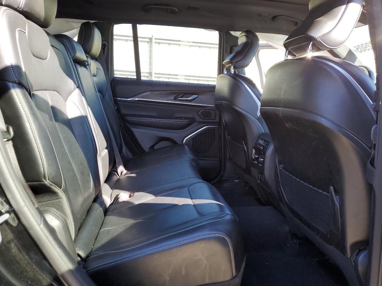 2022 JEEP GRAND CHEROKEE OVERLAND VIN:1C4RJHDGXN8606733