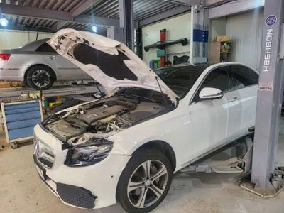 2017 Mercedes-Benz E 300 WDDZF4JB3HA070472 VIN:WDDZF4JB3HA070472