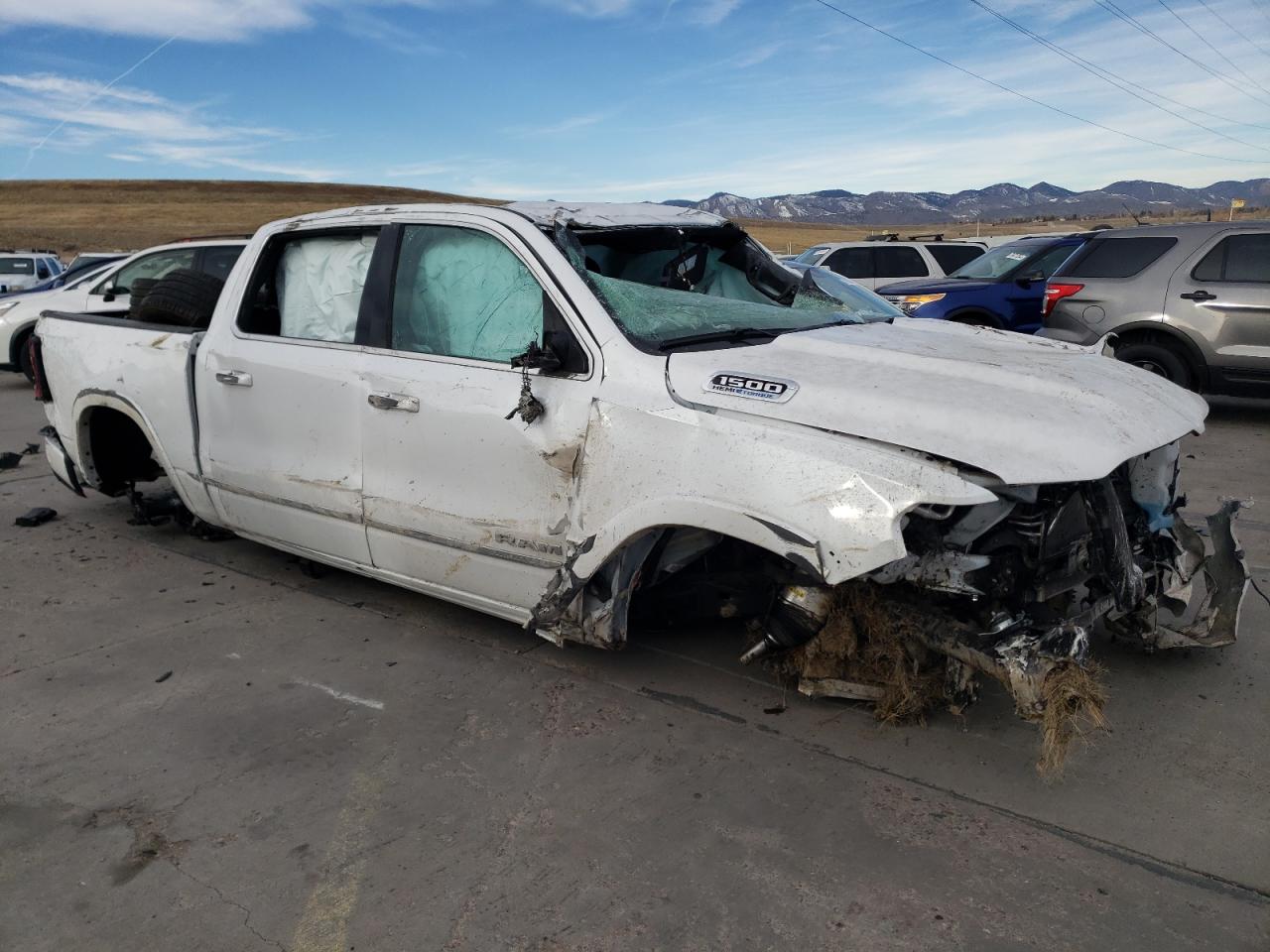 2024 RAM 1500 LIMITED VIN:1C6SRFHT6RN181404