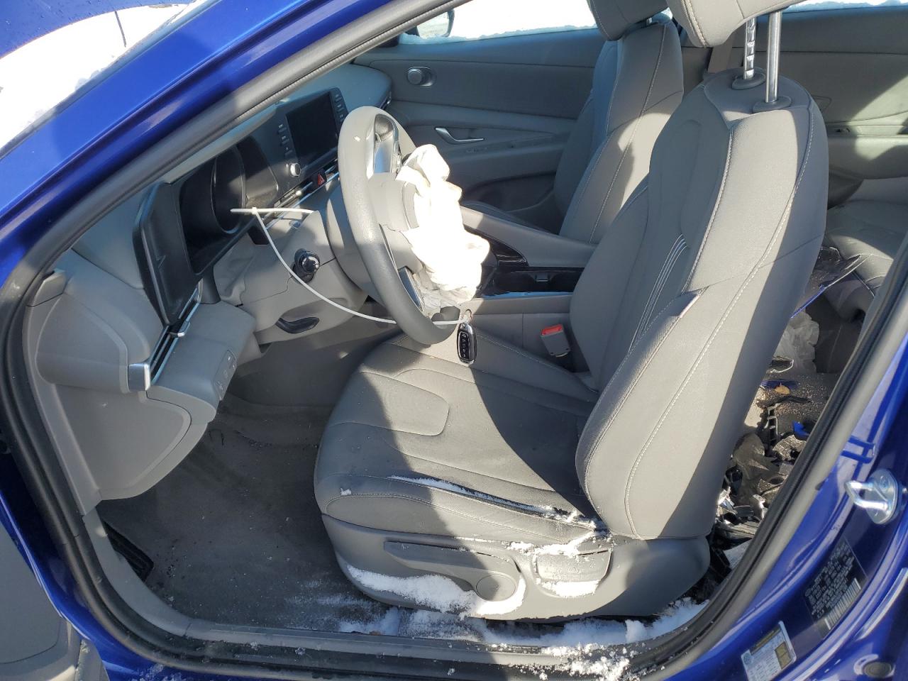 2023 HYUNDAI ELANTRA BLUE VIN:KMHLM4AJ8PU082641