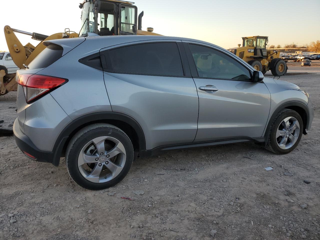 2022 HONDA HR-V LX VIN:3CZRU5H32NM716680