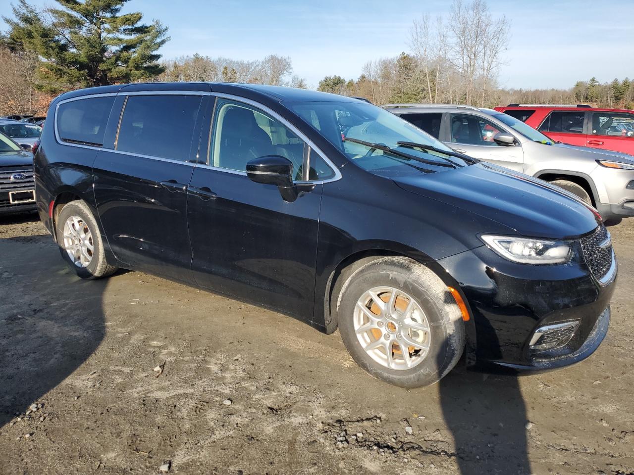 2024 CHRYSLER PACIFICA TOURING L VIN:2C4RC1BGXRR136170