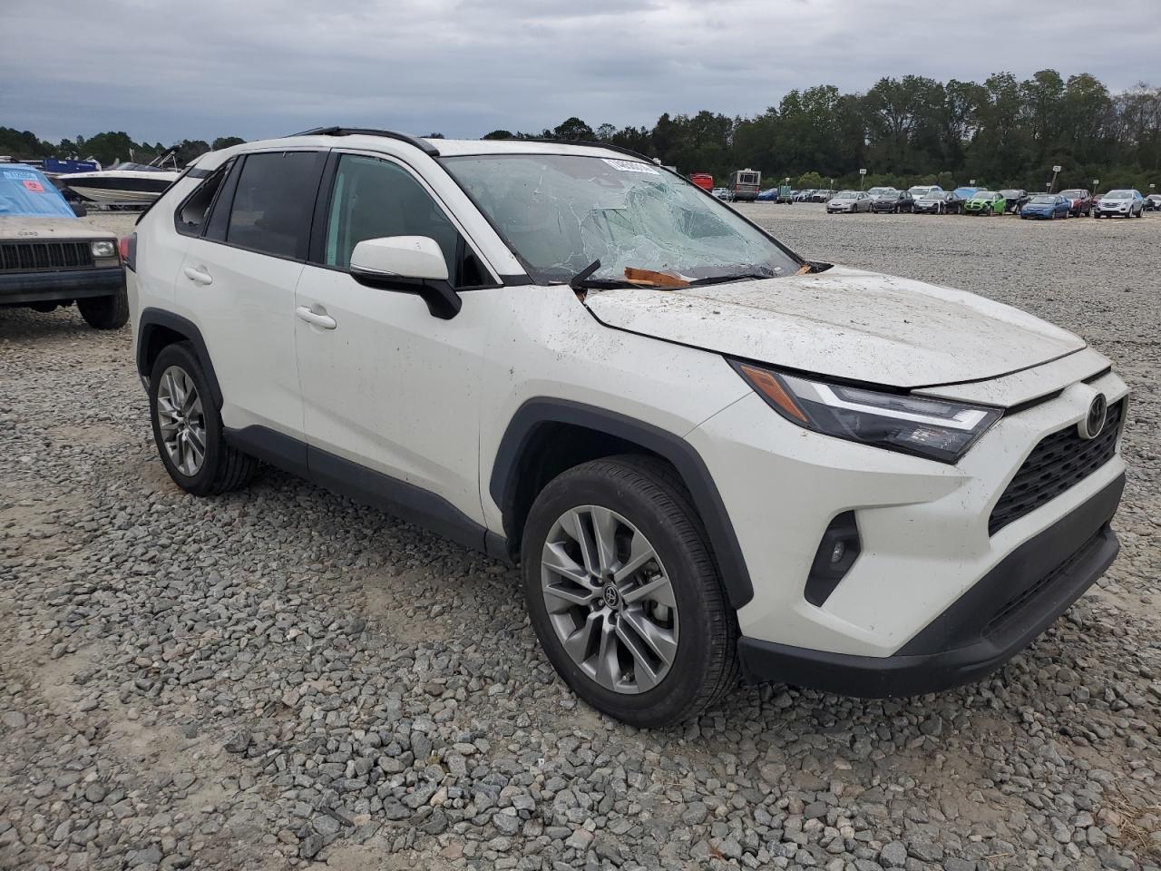 2022 TOYOTA RAV4 XLE PREMIUM VIN:2T3C1RFV8NW190215