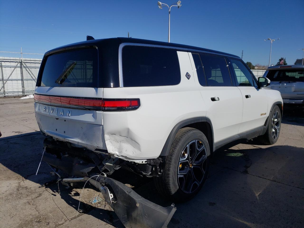 2022 RIVIAN R1S LAUNCH EDITION VIN:7PDSGABL9NN002835