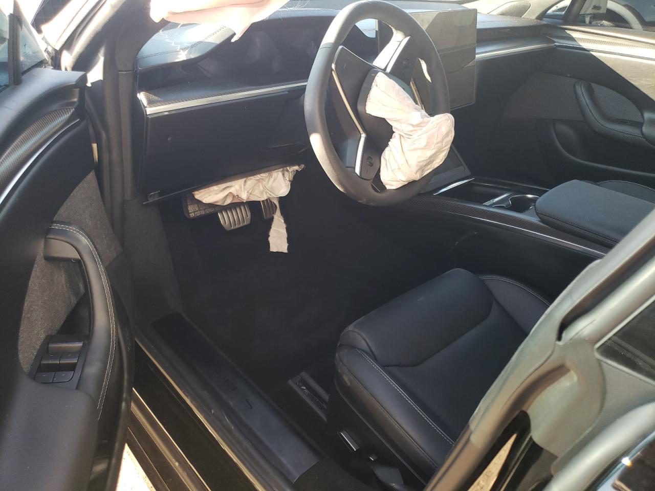 2023 TESLA MODEL S  VIN:5YJSA1E63PF524294