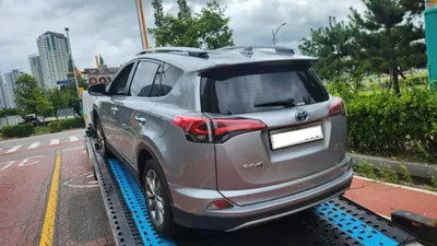 2018 Toyota RAV4 JTMDJREV6JD258864 VIN:JTMDJREV6JD258864