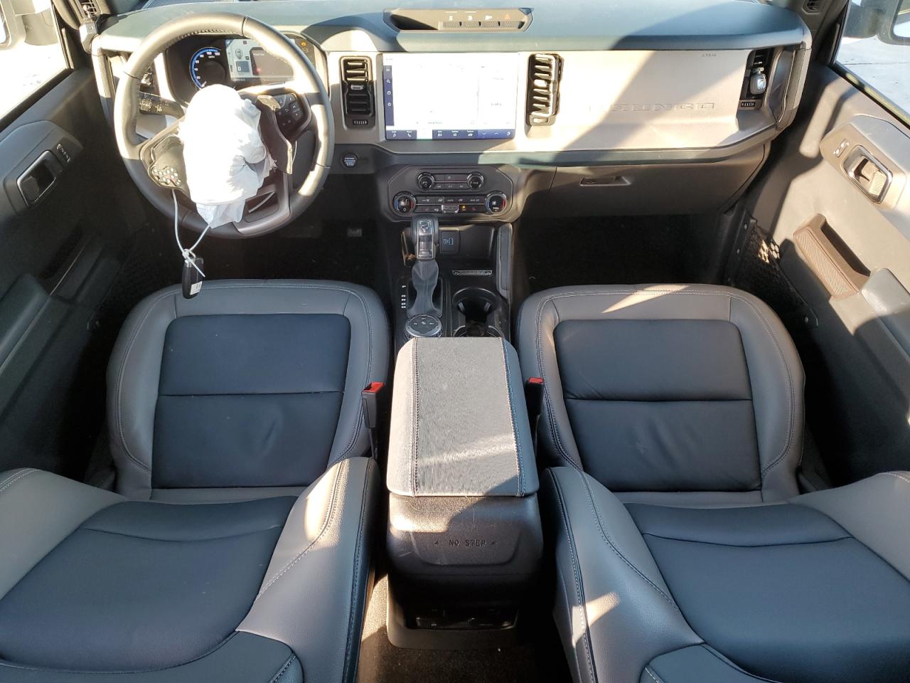 2024 FORD BRONCO OUTER BANKS VIN:1FMDE8BH5RLA80150