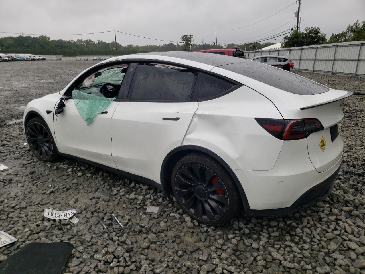 2022 TESLA MODEL Y  VIN:7SAYGDEF3NF312585