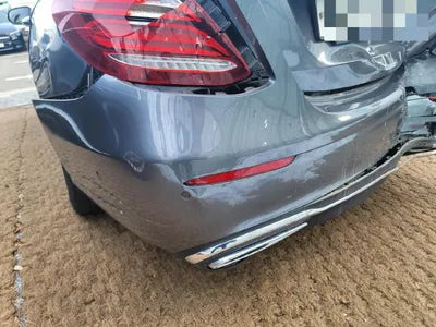 2017 Mercedes-Benz E 220 VIN: