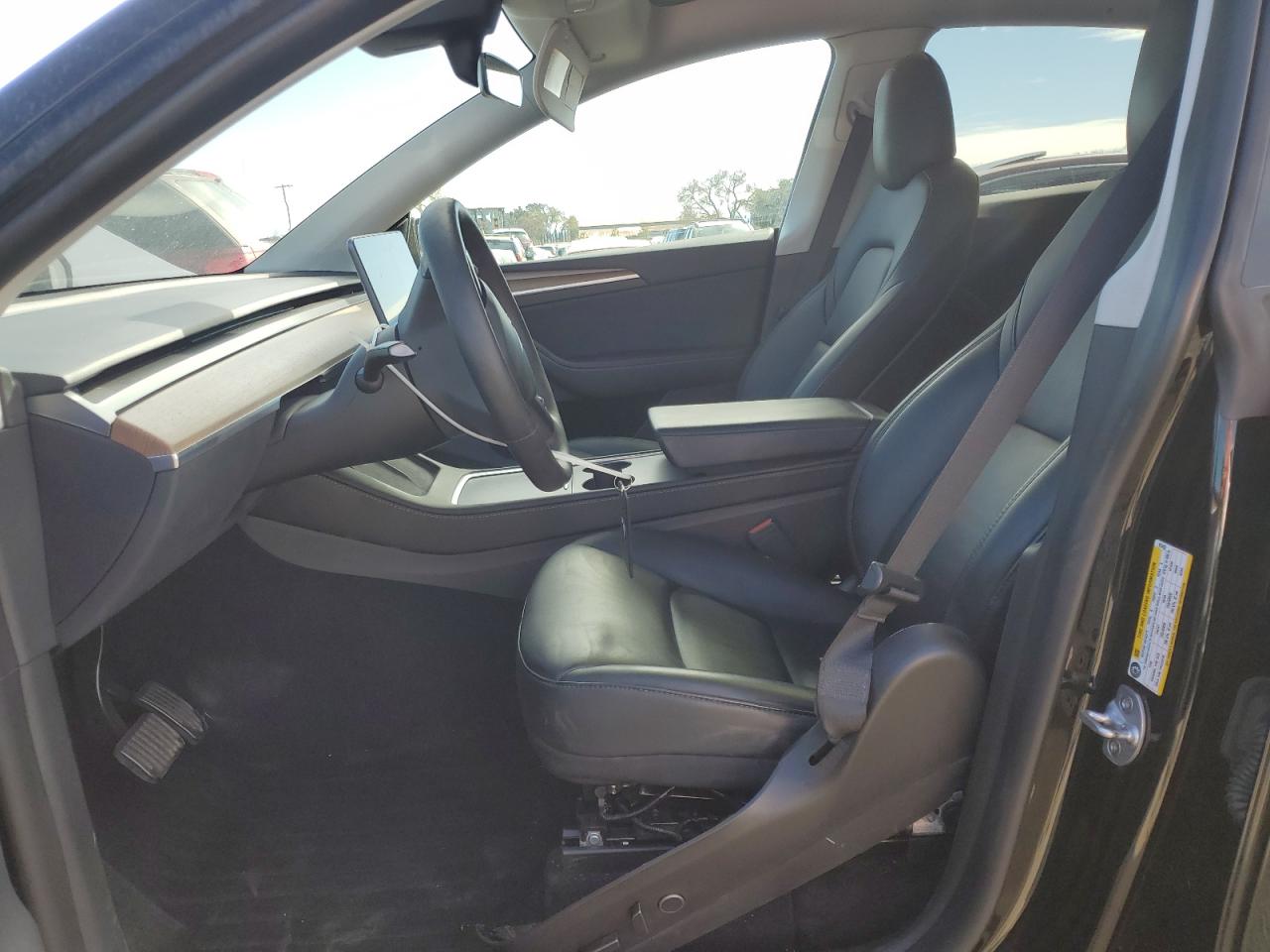 2022 TESLA MODEL Y  VIN:7SAYGDEE2NF575433