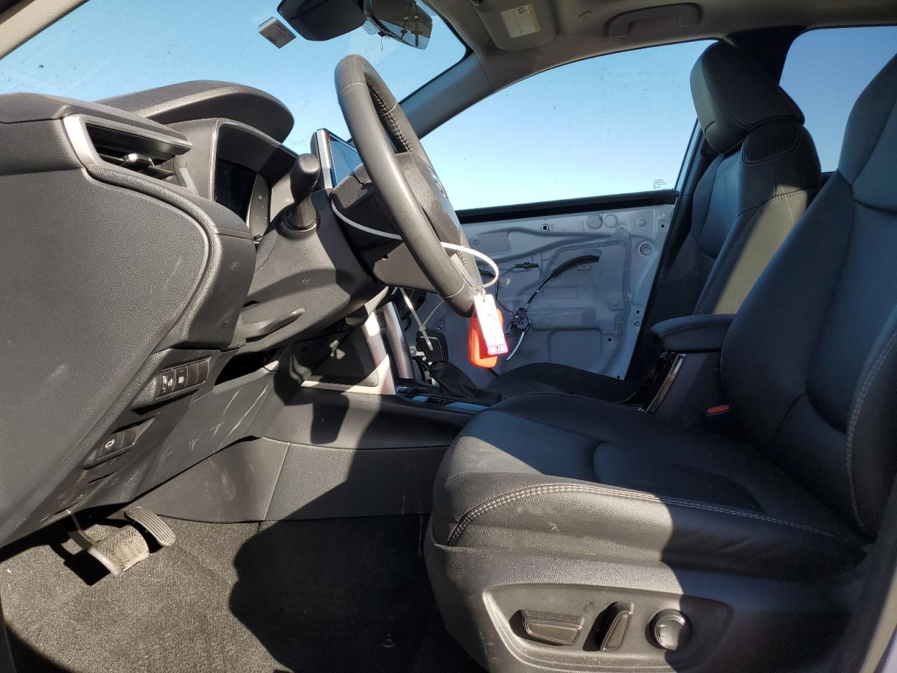 2024 TOYOTA COROLLA CROSS XLE VIN:7MUDAAAGXRV084960