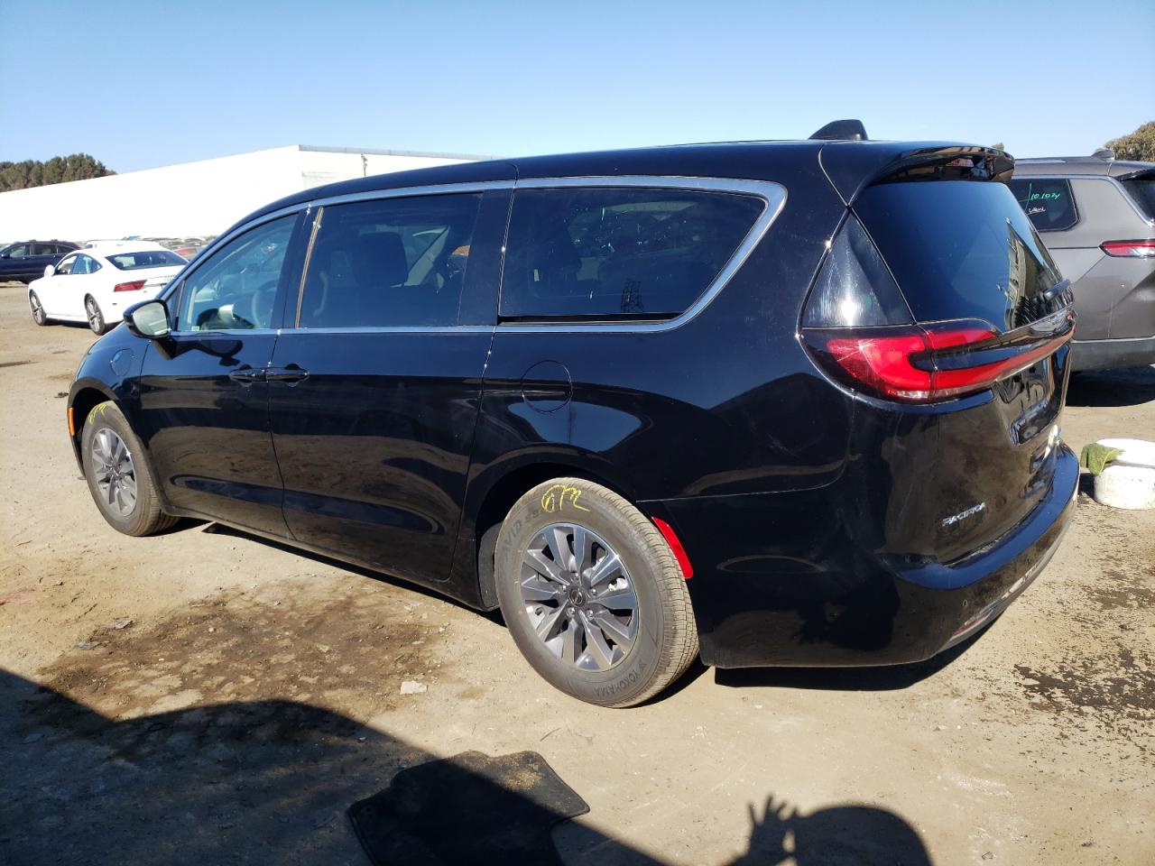 2024 CHRYSLER PACIFICA HYBRID SELECT VIN:2C4RC1S73RR130842