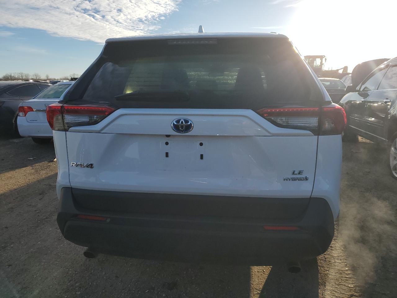 2024 TOYOTA RAV4 LE VIN:2T3MWRFV9RW211598