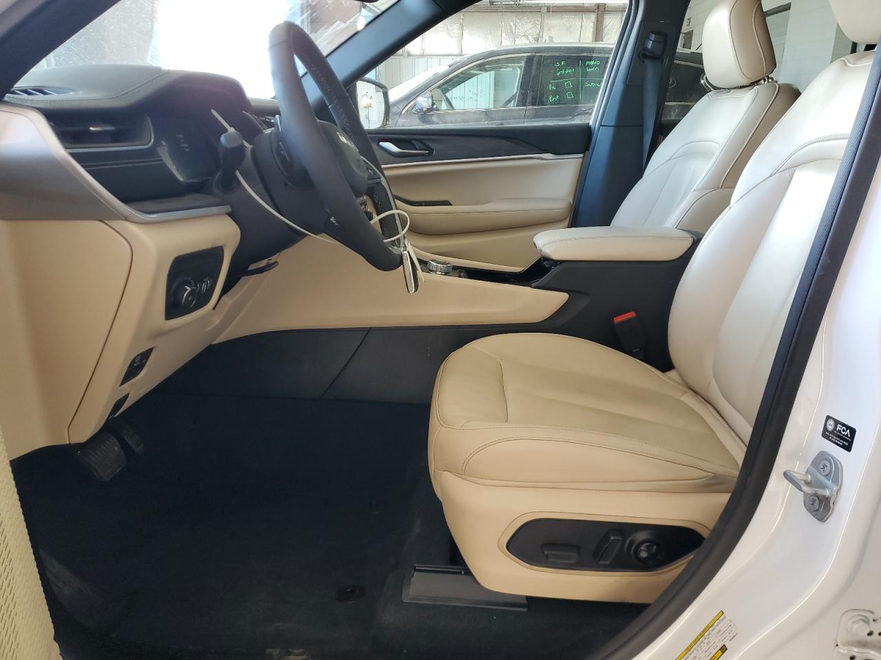 2023 JEEP GRAND CHEROKEE LIMITED VIN:1C4RJHBG7PC525417