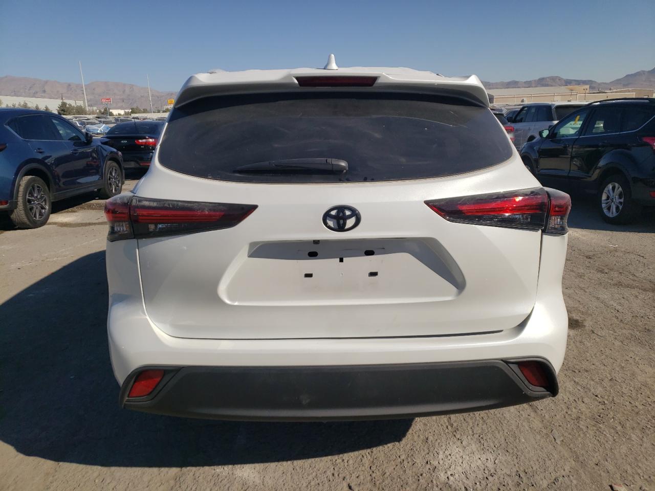 2024 TOYOTA HIGHLANDER LE VIN:5TDKDRAH2RS537128
