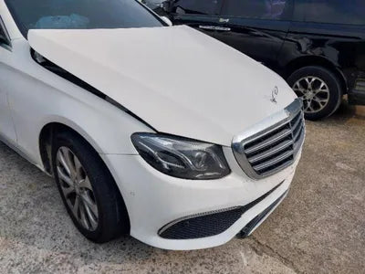 2016 Mercedes-Benz E 220 VIN: