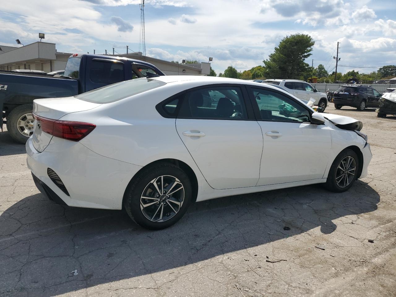 2023 KIA FORTE LX VIN:3KPF24AD2PE623277