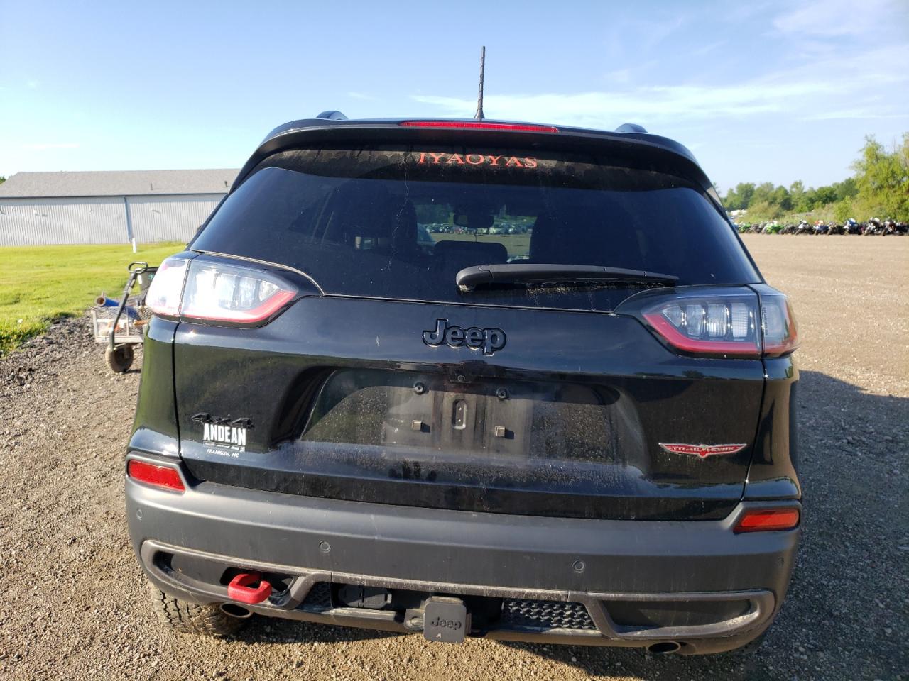 2023 JEEP CHEROKEE TRAILHAWK VIN:1C4PJMBN8PD111961