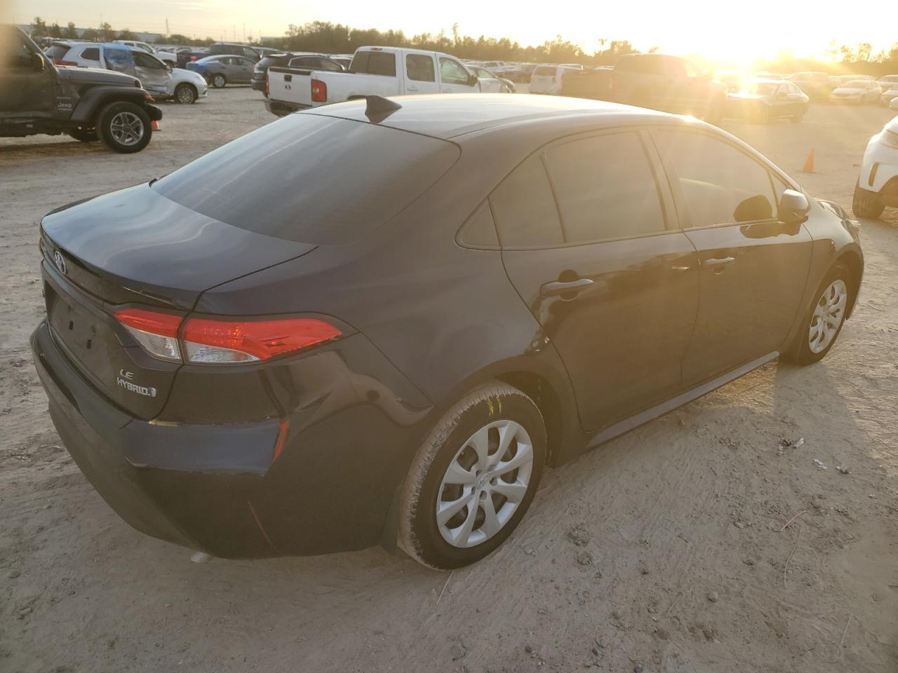 2024 TOYOTA COROLLA LE VIN:JTDBCMFE9RJ032205