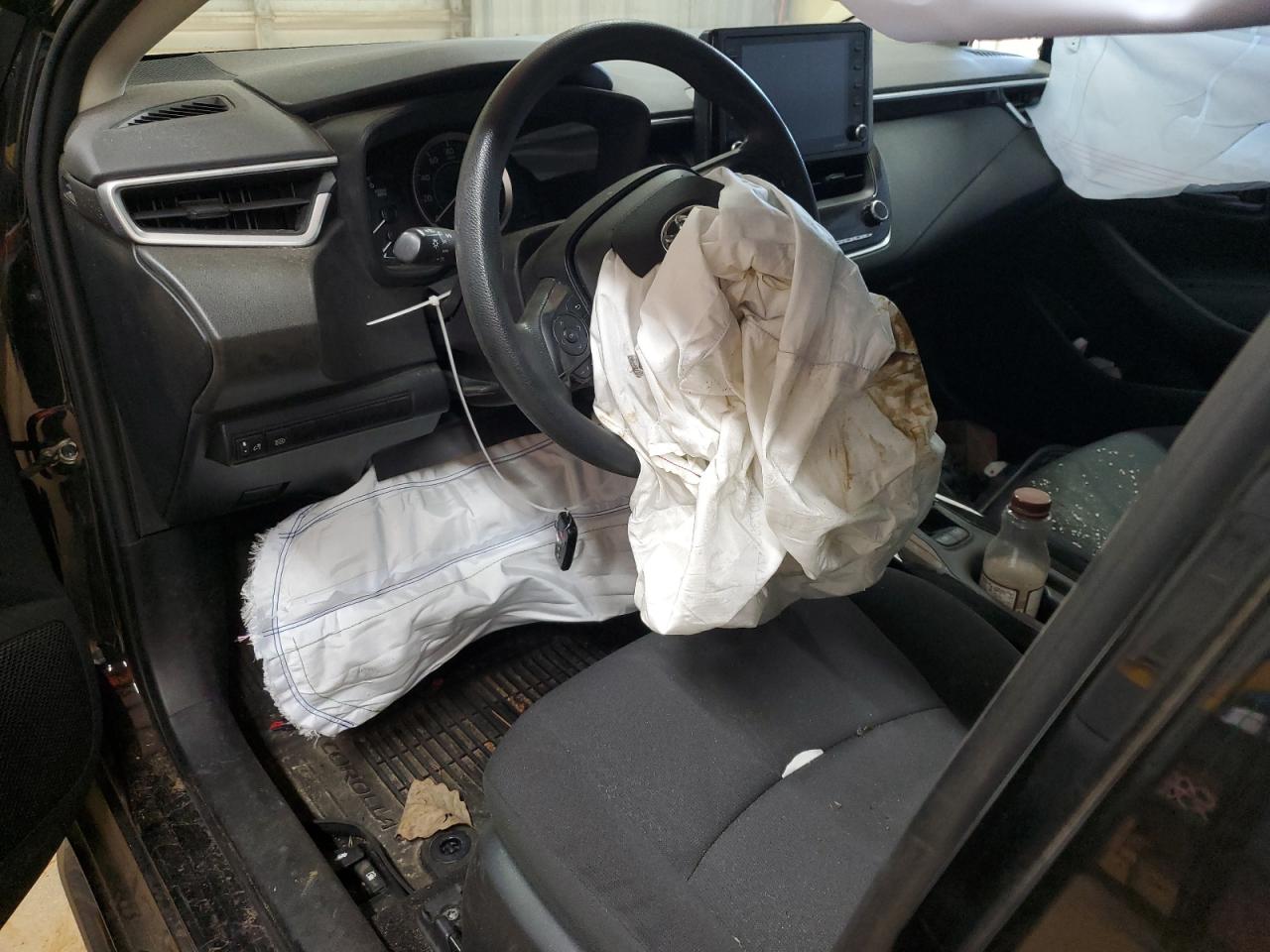 2022 TOYOTA COROLLA LE VIN:5YFVPMAE1NP389568