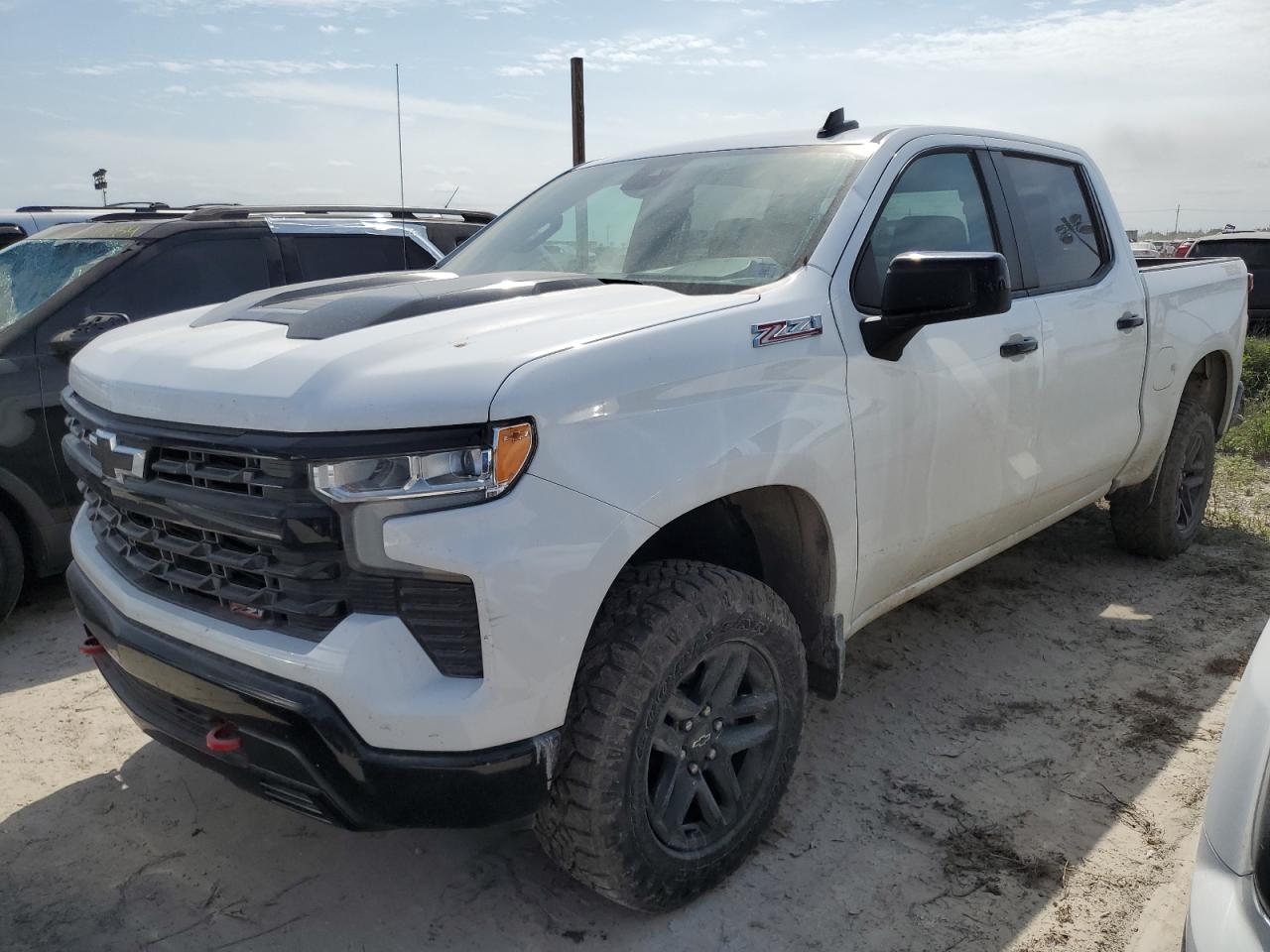 2022 CHEVROLET SILVERADO K1500 LT TRAIL BOSS VIN:3GCUDFED3NG671279