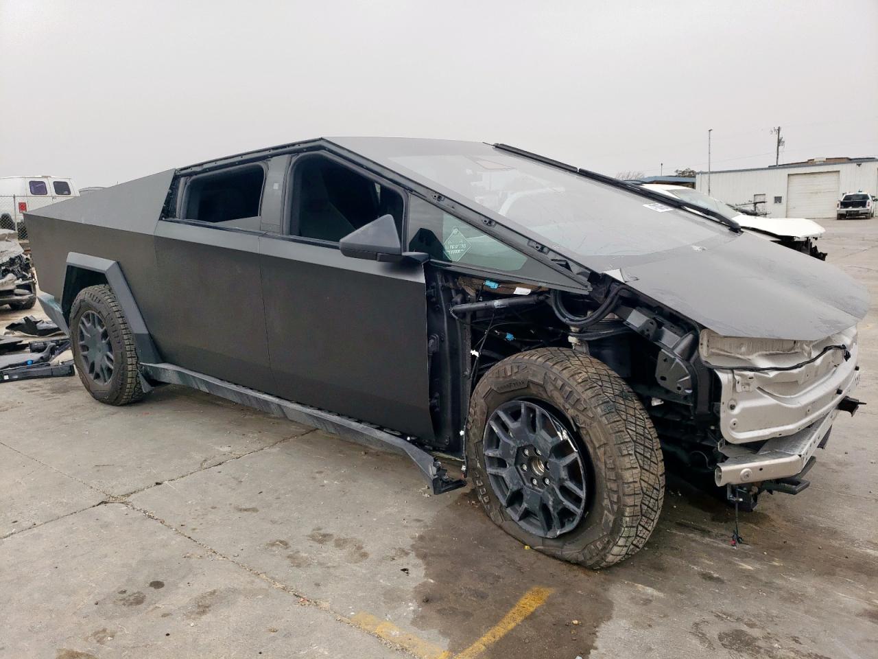 2024 TESLA CYBERTRUCK  VIN:7G2CEHED3RA021099