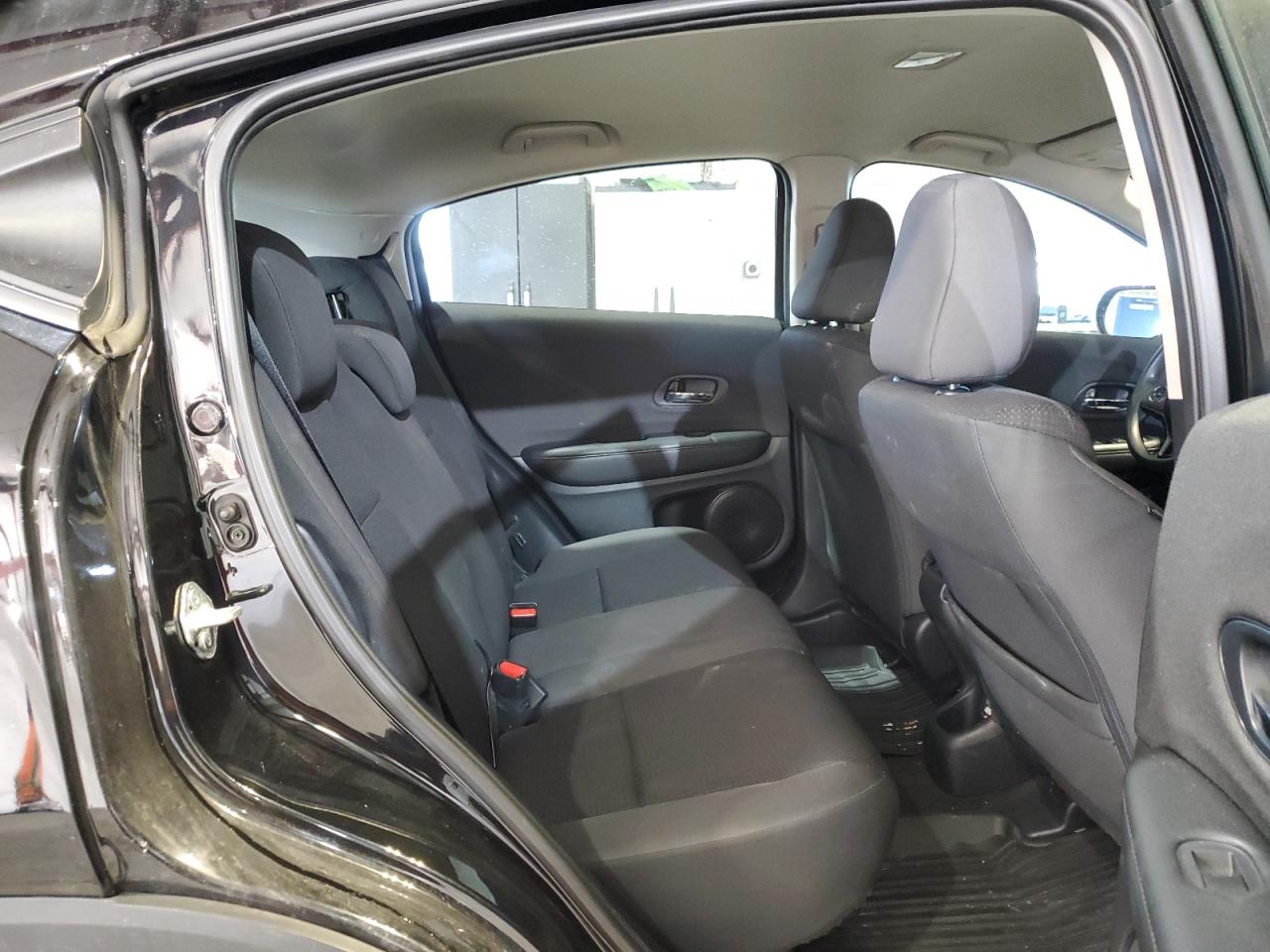2022 HONDA HR-V LX VIN:3CZRU6H39NM724541