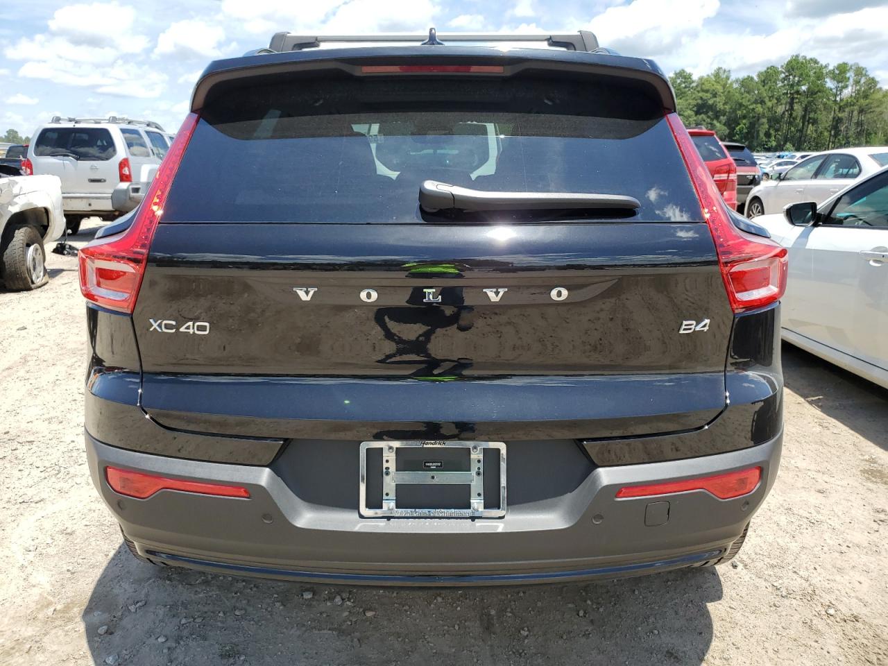 2023 VOLVO XC40 PLUS VIN:YV4K92HL5P2072137