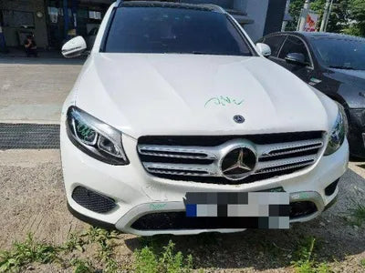 2018 Mercedes-Benz GLC 350 VIN: